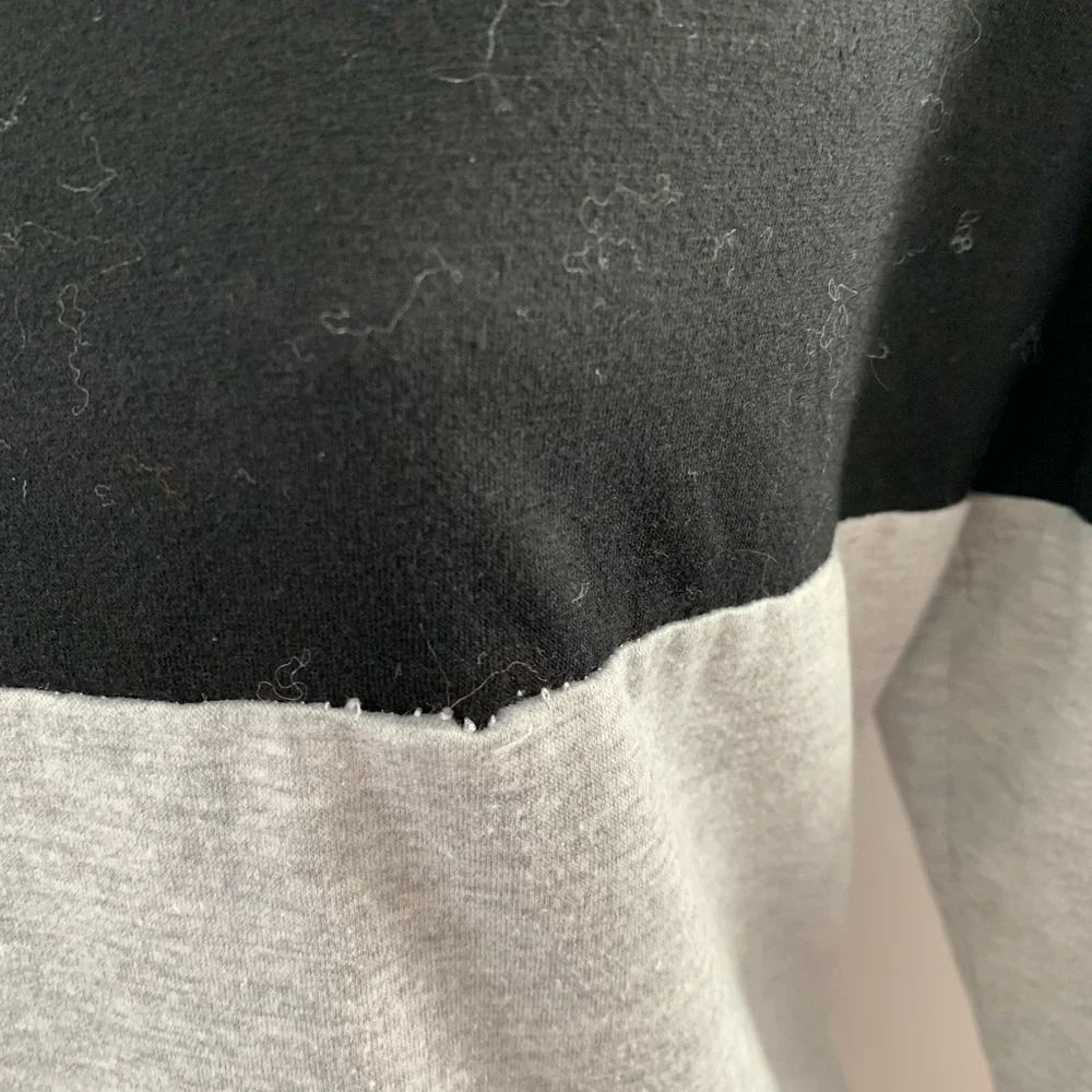 Hount Colorblock Tee - Picture 15 of 15